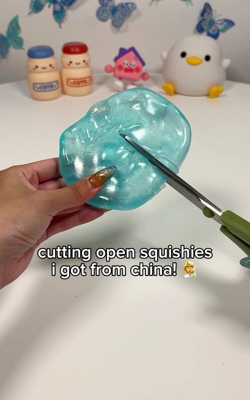 should’ve mixed them altogether & made it into slime 😞 @SqueezeLuck_official squishies from china cutting review! #asmr #squishy #slime #review #satisfying 